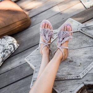 New Marc Fisher Crystal‎ Tassel Flat Sandal…